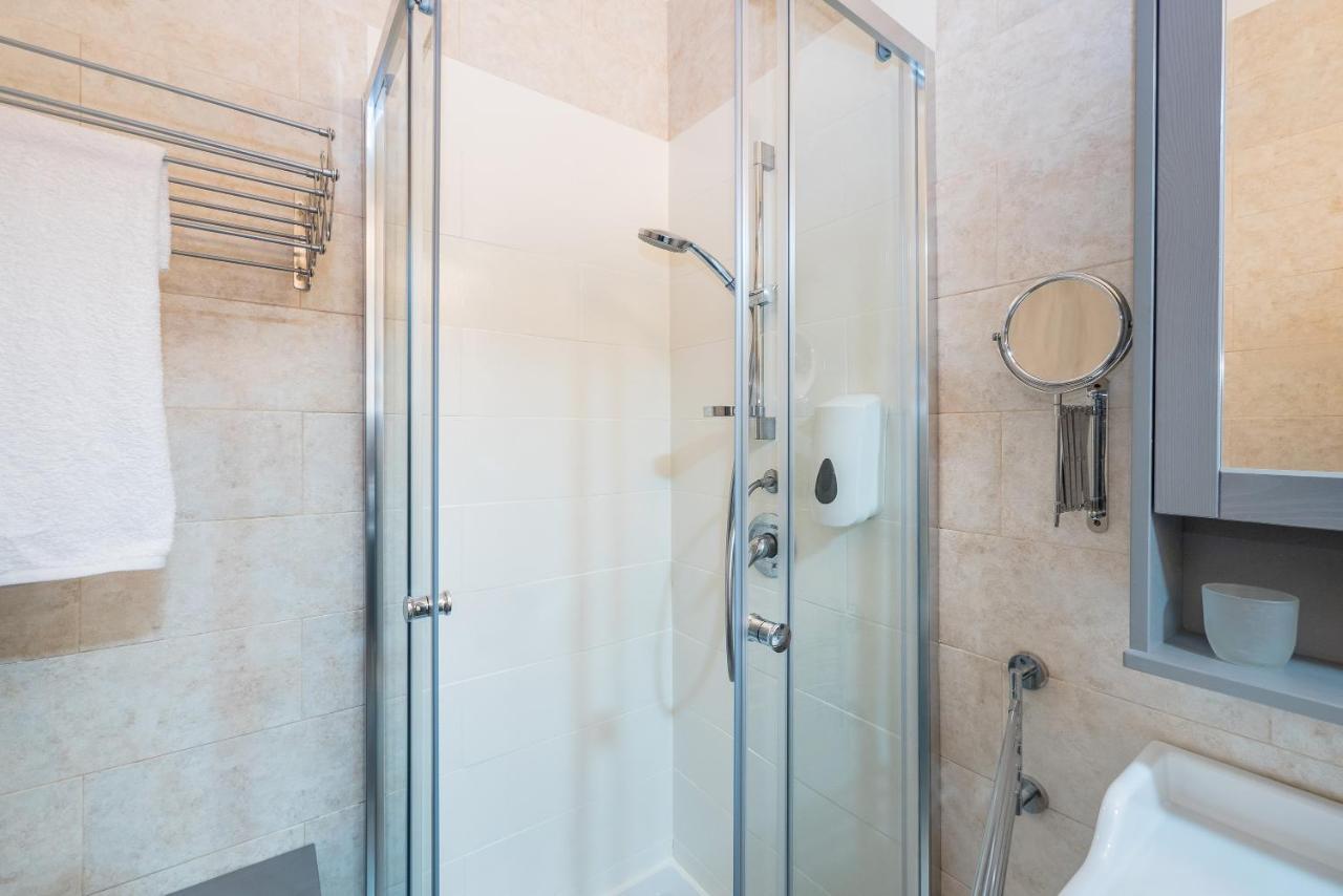 Valletta Main Street Apartment Экстерьер фото