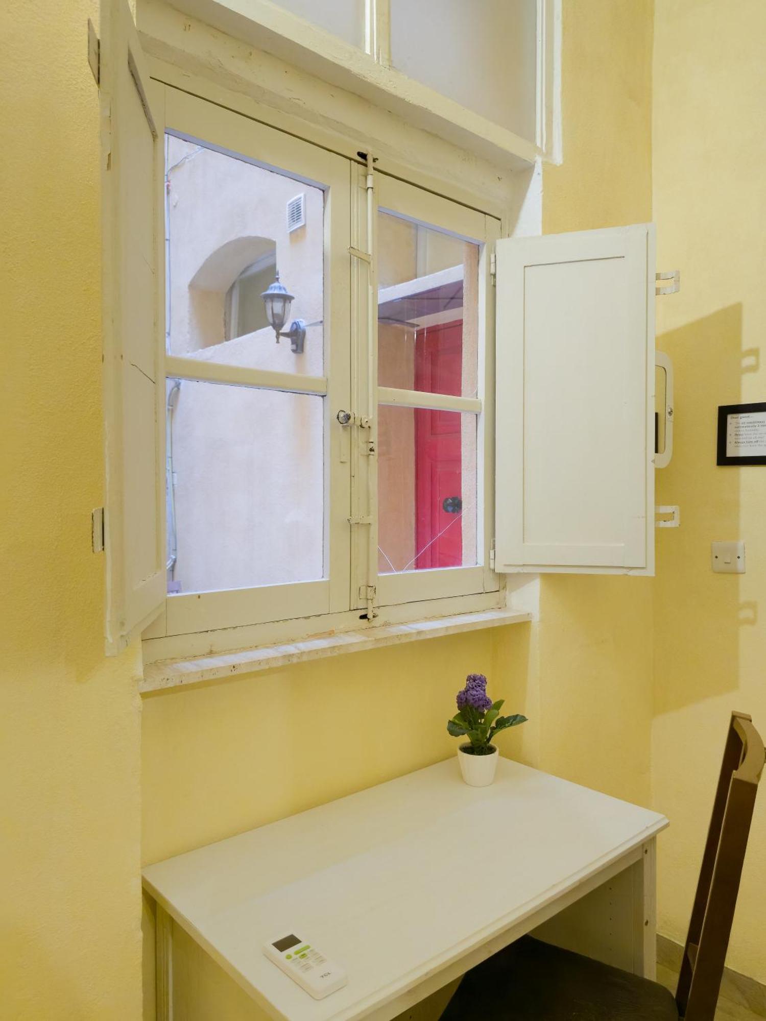 Valletta Main Street Apartment Экстерьер фото