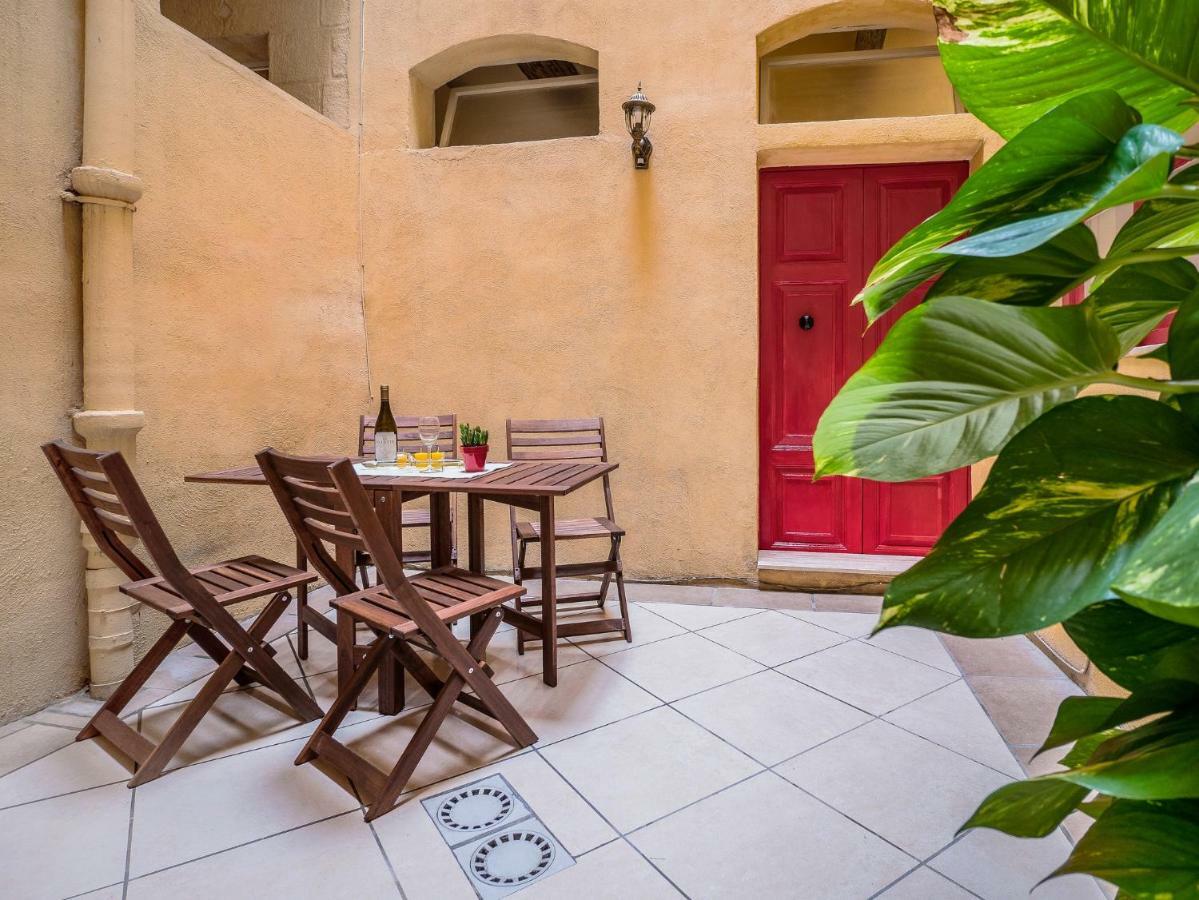 Valletta Main Street Apartment Экстерьер фото