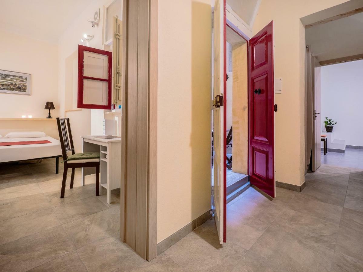 Valletta Main Street Apartment Экстерьер фото
