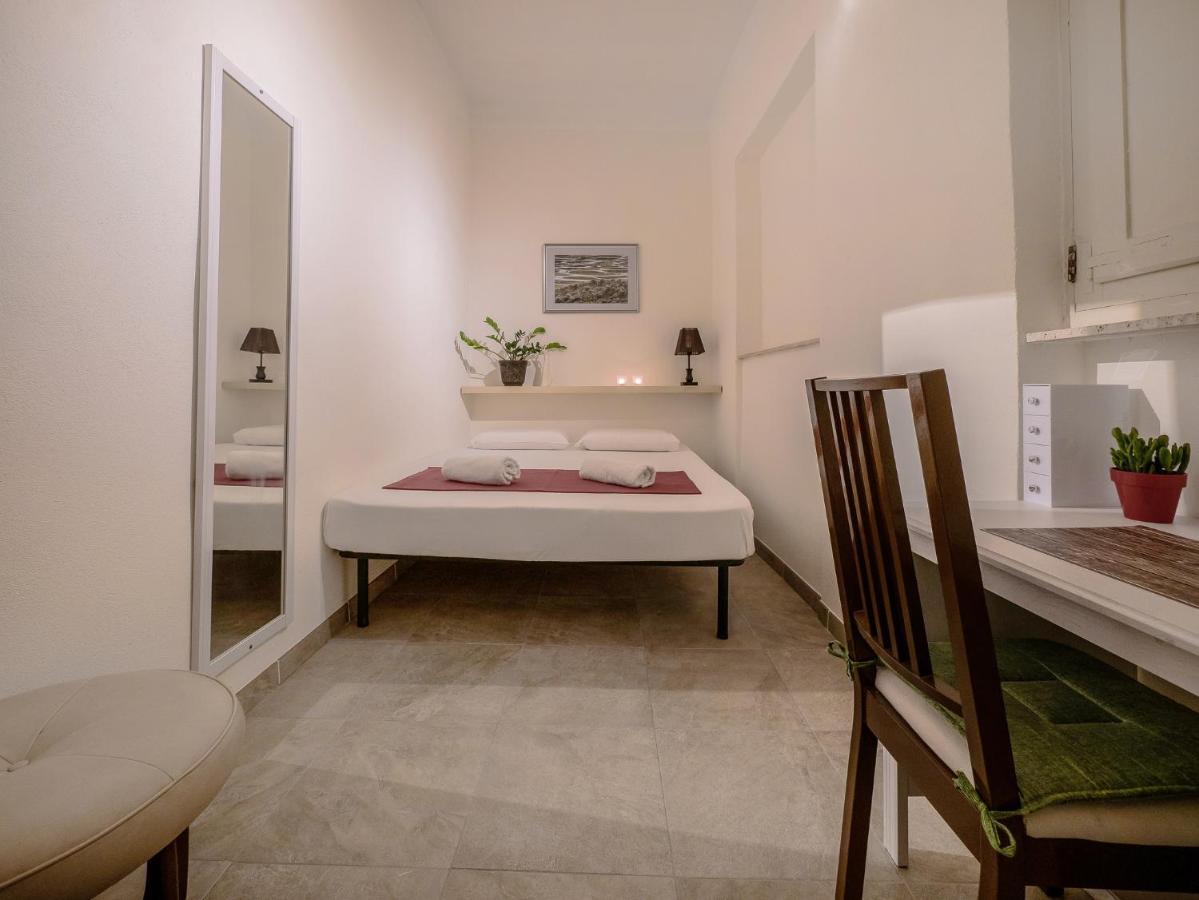 Valletta Main Street Apartment Экстерьер фото
